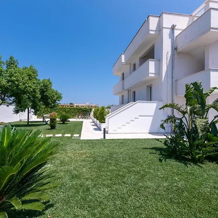 Aparthotel Calura
