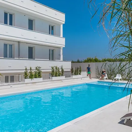 Aparthotel Calura